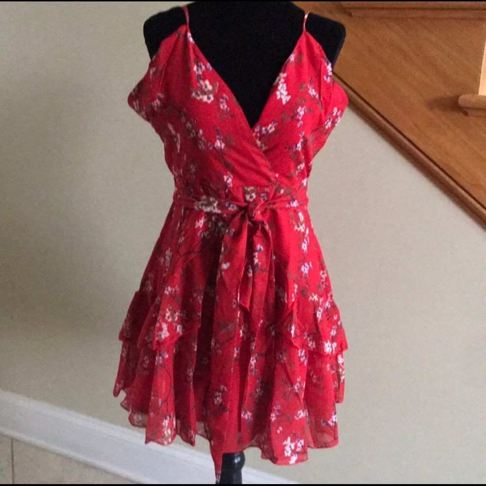 Zaful Dress Size Medium Red Floral New With Tags